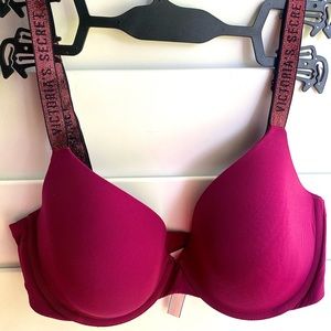 Victoria Secret T-Shirt Demi Underwire Bra